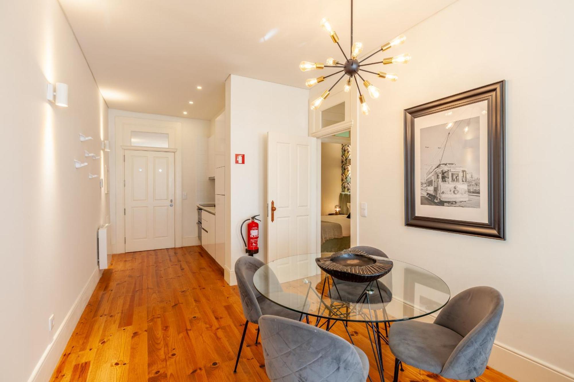 D&S - Alvares Cabral Porto Exterior photo